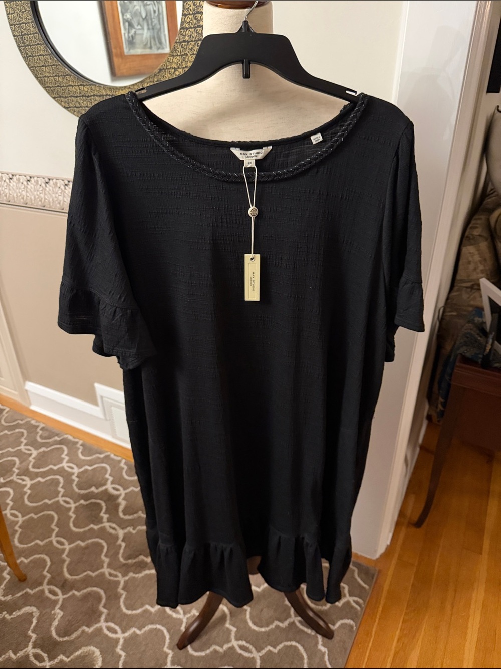 New with tags Max Stufio Women's Black Ruffle-Hem Top dress black 2x